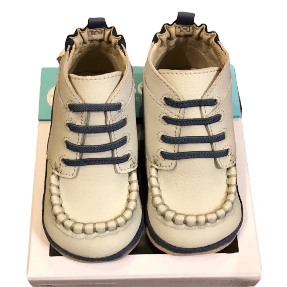 Robeez Mini Shoez Light Grey Boots